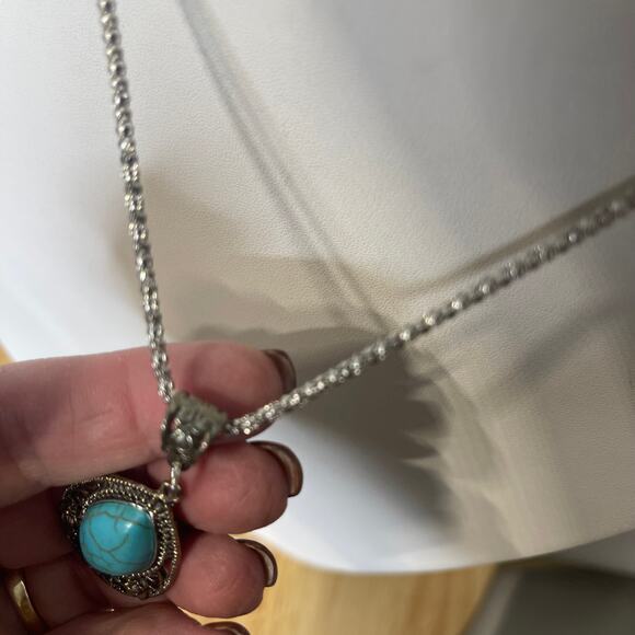 silver tone pendant necklace with turquoise blue colored stone western boho - Picture 2 of 8